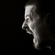 ¿Por qué nos asustamos cuando escuchamos un grito?